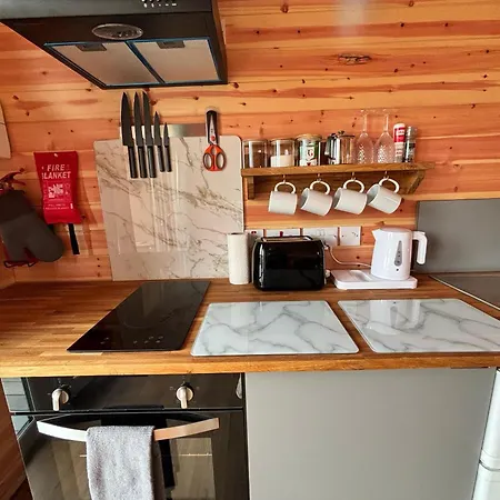 Lakeside Fishing Retreats Boston Room photo