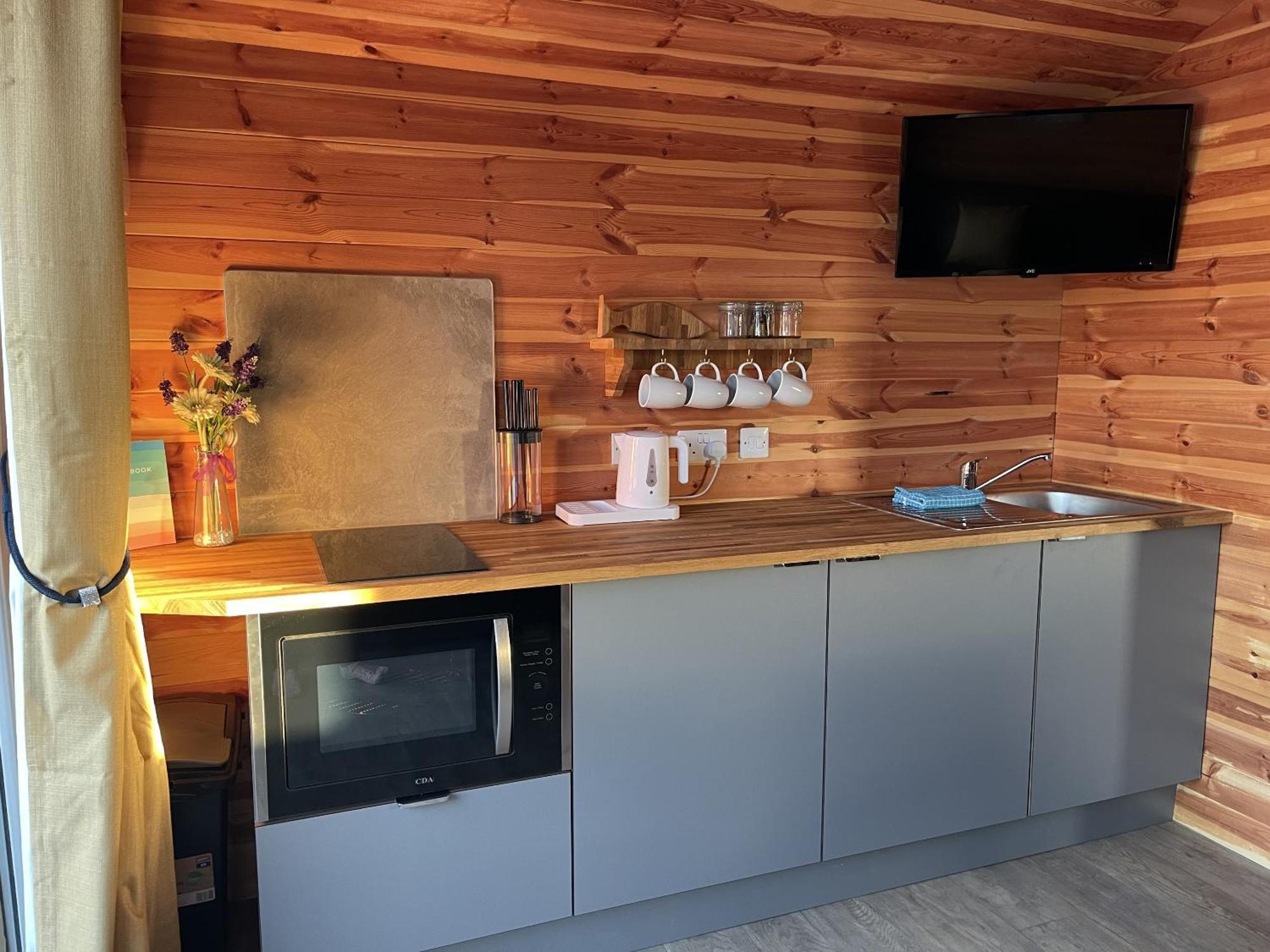 Lakeside Fishing Retreats Resort Boston