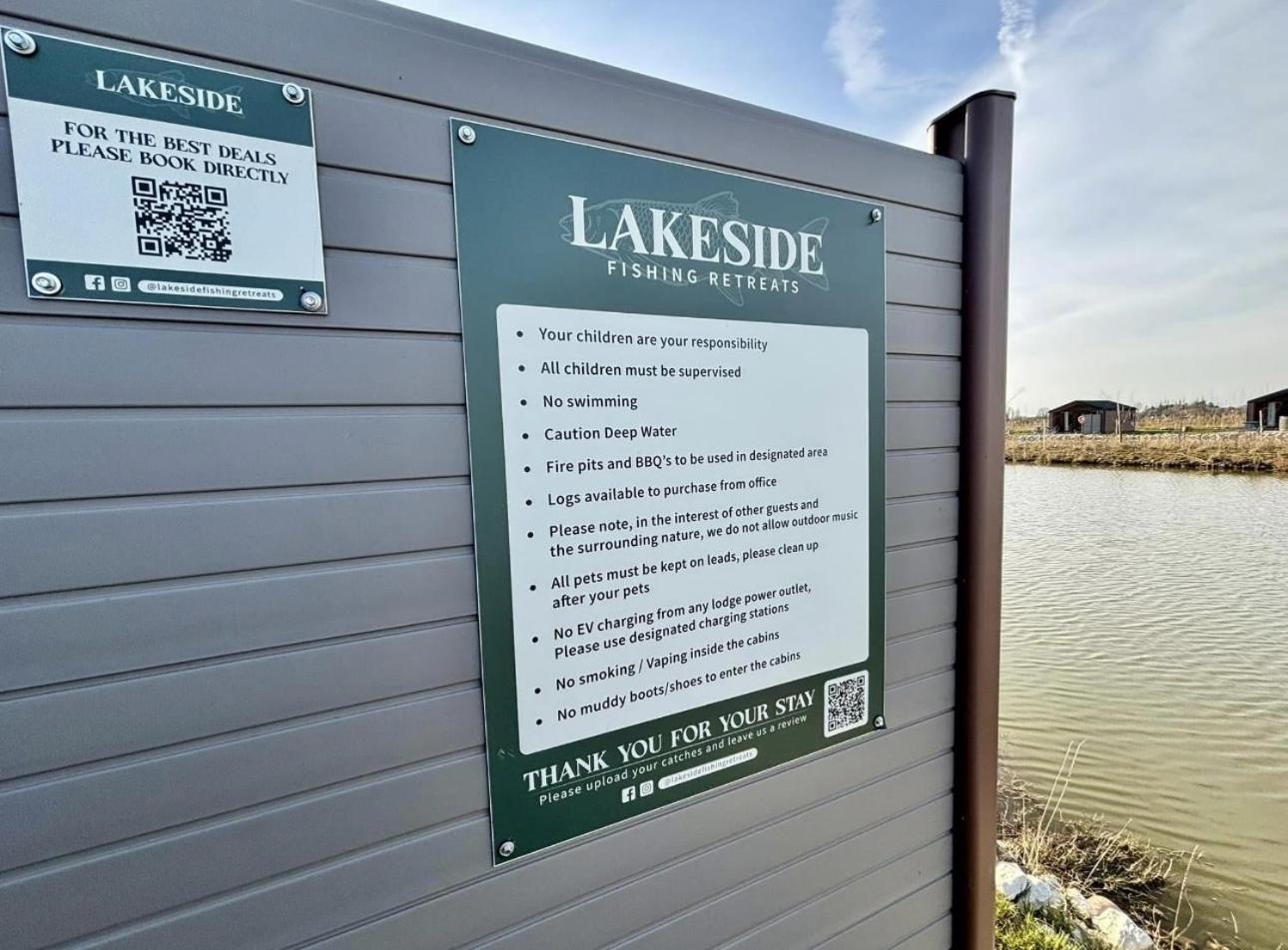 Resort Lakeside Fishing Retreats *